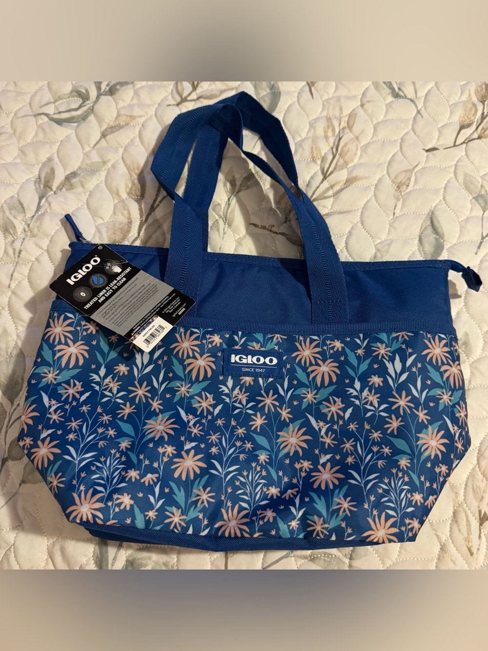 Igloo Mini Essential Tote Insulated Cooler Bag 9 Can Daisy Fields Floral Blue